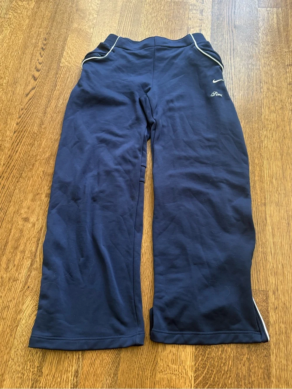 Nike vintage 90s Navy Blue white piping size S flared baggy sweatpants Tear-away
